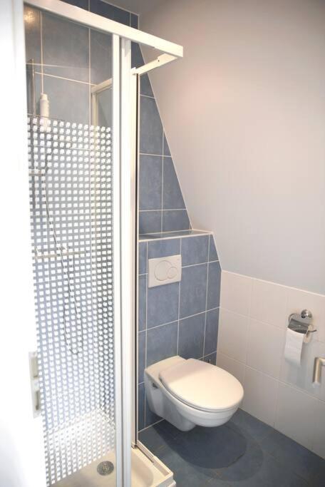 Charming 2br Apartment *
